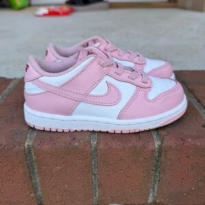 Nike Dunk Low "White/Med Soft Pink" Toddler Girls' Shoe Sneakers Size 9c kids